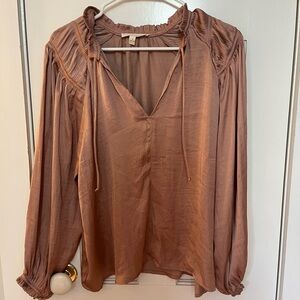 Blush pink top size medium